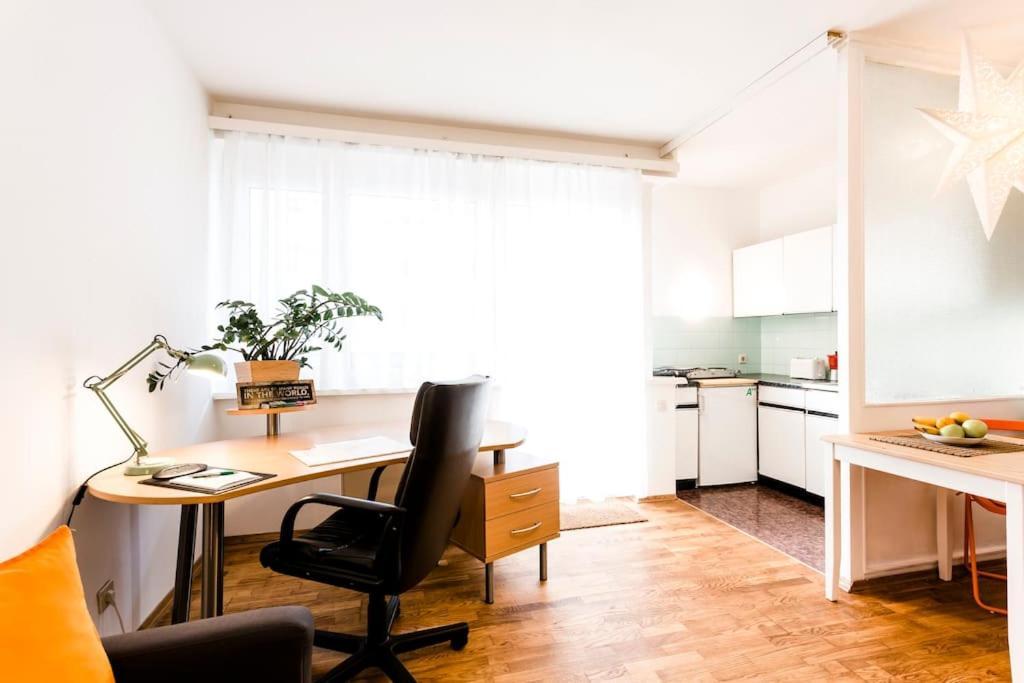 Studio13 And Cozy Apartment